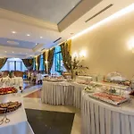 斯坦格尼森斯spa4号酒店 3* 巴多利诺