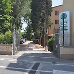 斯坦格尼森斯spa4号酒店 酒店