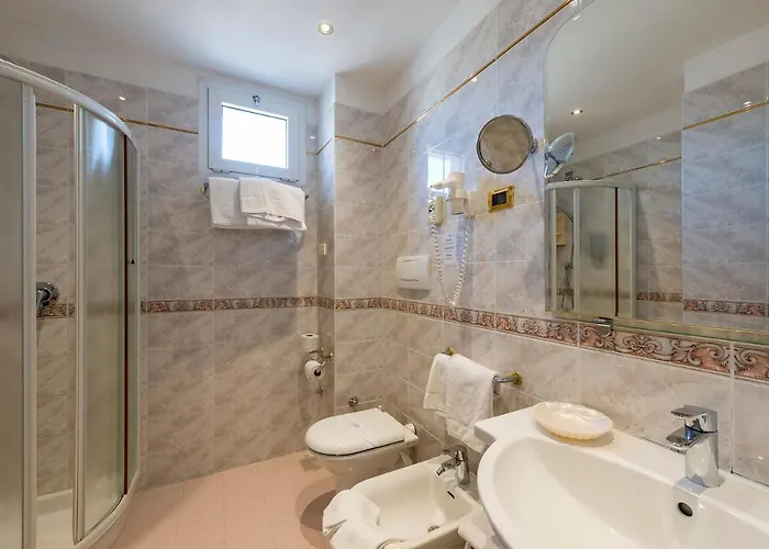 Hotell 4 Stagioni Sensus 3*